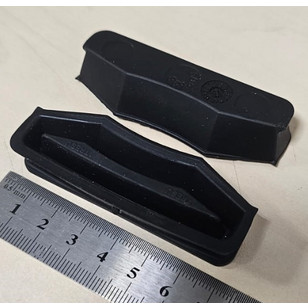 Уплотнитель для лаковой секции печатной машины Komori